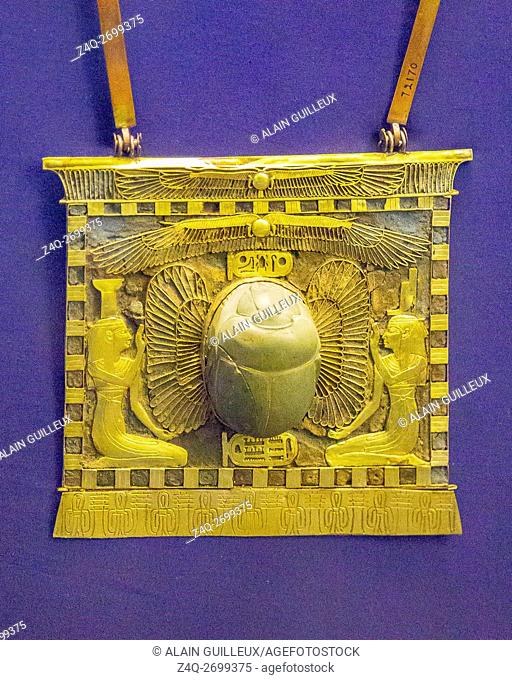 Egypt, Cairo, Egyptian Museum, jewellery found in the royal necropolis of Tanis, burial of king Chechonq II : Pectoral in the form of a temple pylon