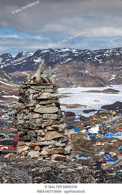 Greenland, Qaqortoq, mountain landscape with rock cairns
