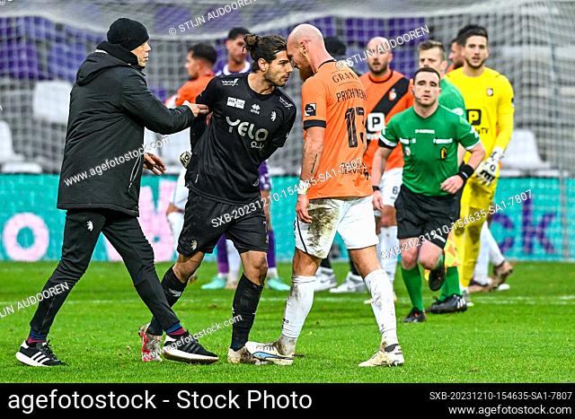 goalkeeper Davor Matijas (71) of Beerschot and Denis Prychynenko (13) of KMSK Deinze pictured after a soccer game between Beerschot and KMSK Deinze during the...
