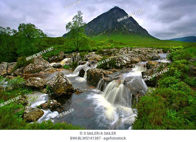 Buachaille Etive Mor and riverbed of Coupal river at high water level after heavy rains, United Kingdom, Scotland, Highlands, Glen Etive