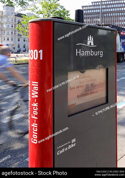 12 June 2023, Hamburg: A station of Stadtrad Hamburg. As of Tuesday, June 13, users can borrow up to four bikes at a time with their account at the normal rate