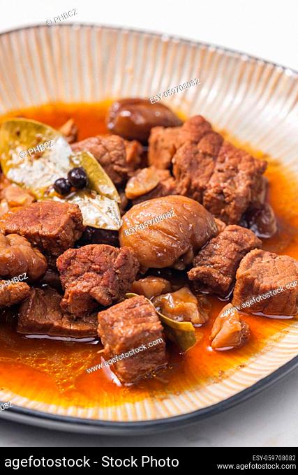 beef stew with onion and spices