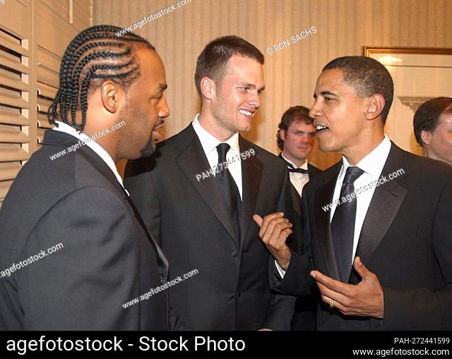 Washington, D.C. - April 30, 2005 -- United States Senator Barack Obama (Democrat of Illinois), right, speaks with Philadelphia Eagles quarterback Donovan...