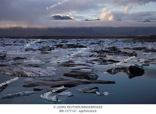 Icebergs and ice floes, Joekulsárlón glacier lake, Iceland, Europe