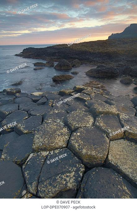 Northern Ireland, County Antrim, Giants Causeway, Interlocking basalt columns of the Giants Causeway, named as the fourth natural wonder in the UK