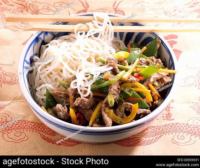 Asian style ostrich with rice noodles
