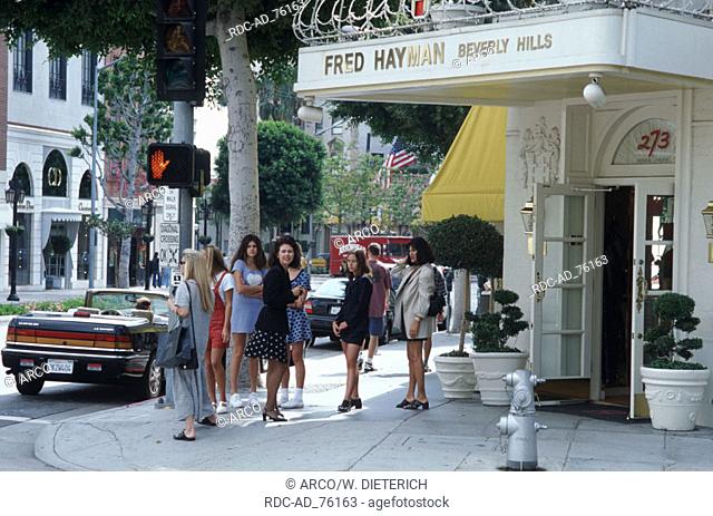 Women in front of shop 'Fred Hayman' Beverly Hills Los Angeles California USA