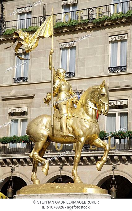 Equestrian statue of Jeanne d'Arc, Place des Pyramides, Rue de Rivoli, Paris, France, Europe