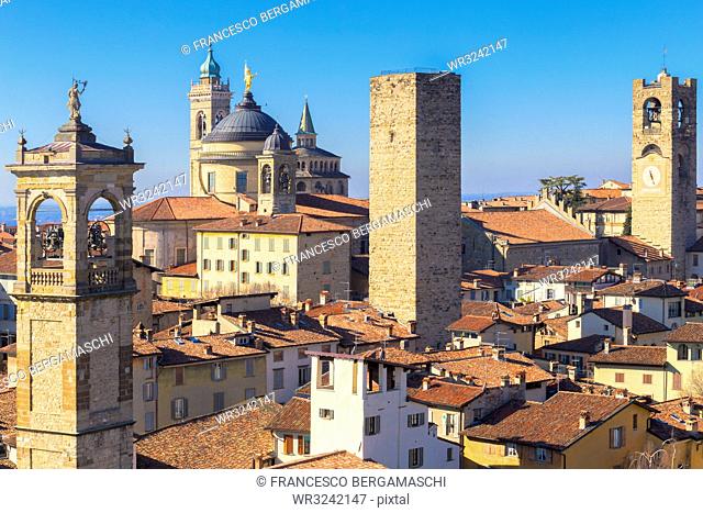 Tower of San Pangrazio, Torre del Gombito, Sant'Alessandro Cathedral (Duomo) and Civic Tower, Bergamo, Lombardy, Italy, Europe