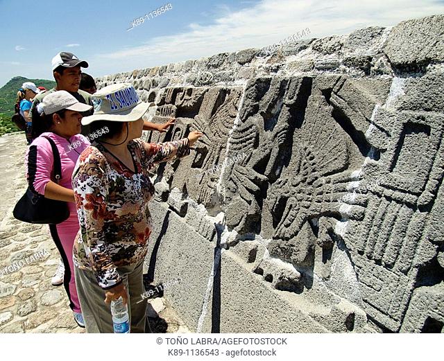 Pirámide de Quetzalcoatl. Xochicalco archaelogical site. Mexico