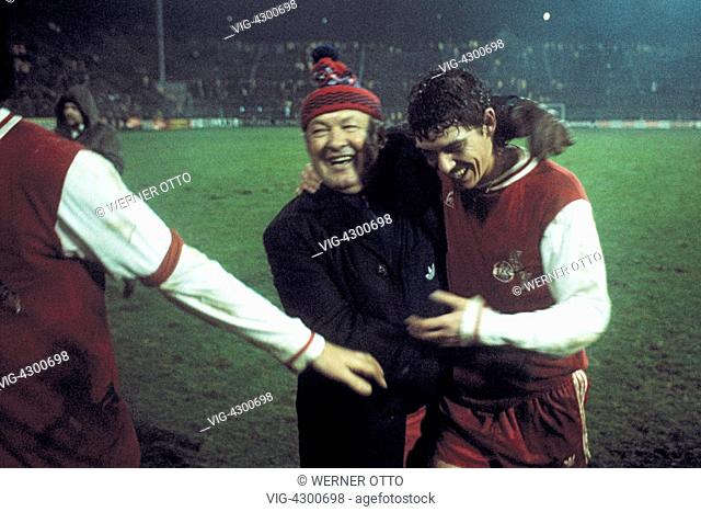 football, DFB Cup, 1974/1975, 2. Round, Stadium am Boekelberg, Borussia Moenchengladbach versus 1. FC Cologne 3:5, rejoicing of the Cologne players at the win