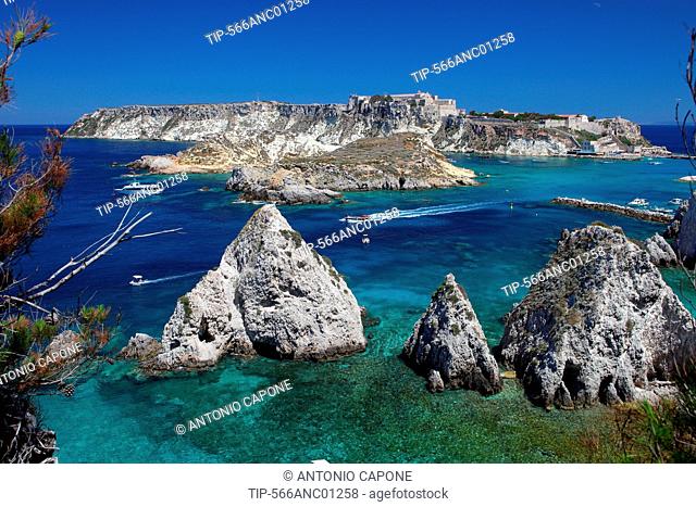 Italy, Apulia, Tremiti Island, view from San Domino Island towards San Nicola