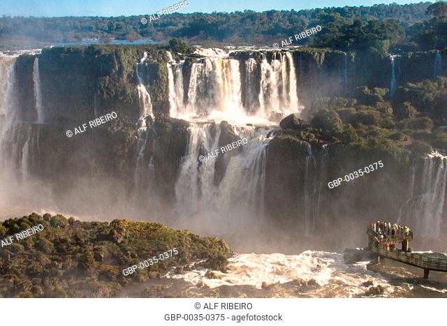 Waterfalls of Iguaçu; Iguaçu National Park; border between Brazil and Argentina; Foz do Iguaçu