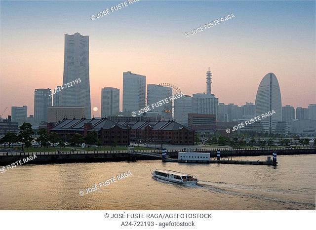 Japan-April 2008. Yokohama City. Yokohama Skyline. Land Mark Bldg