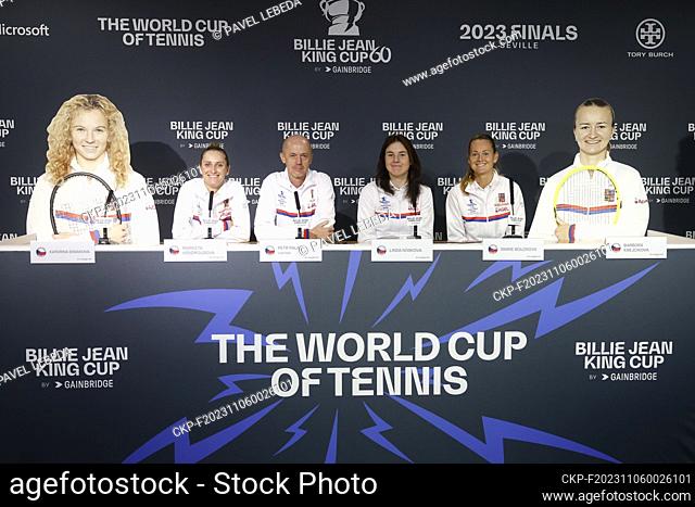 From left tennis players Katerina Siniakova (photo), Marketa Vondrousova, Petr Pala - Czech coach, Linda Noskova, Marie Bouzkova
