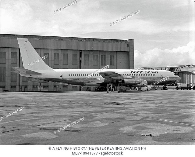 Boeing 707-436 G-APFD British Airtours Heathrow 7 February 1974