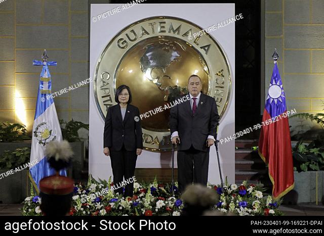31 March 2023, Guatemala, Guatemala-Stadt: Tsai Ing-wen, president of Taiwan, and Alejandro Giammattei, president of Guatemala