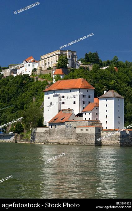 Feste Niederhaus, Feste Oberhaus, Old Town, Danube, Passau, Bavarian Forest National Park, Bavaria, Germany, Europe