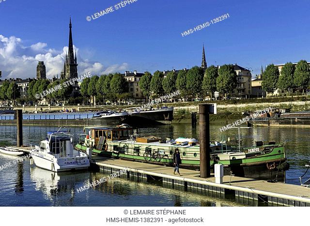France, Seine Maritime, Rouen, Lacroix island, stopping place for sailing boats