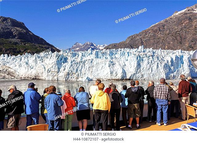 Glacier Bay, National Park and Preserve, Alaska, USA, Margerie Glacier, south slope, Mount Root, Tarr Inlet, passengers