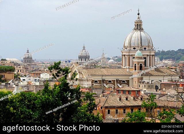 Roofs and Domes in Rome