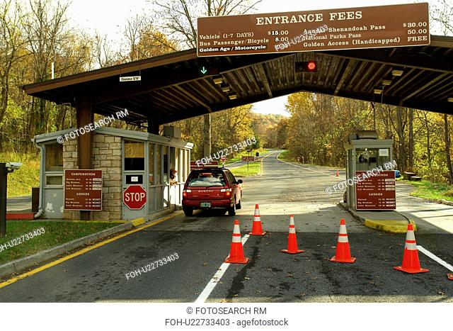 Front Royal, VA, Virginia, Shenandoah Valley, Shenandoah National Park, Skyline Drive, park north entrance station