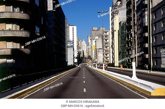 Minhocão; Avenida São João; Banespa; Center; São Paulo; Brazil;