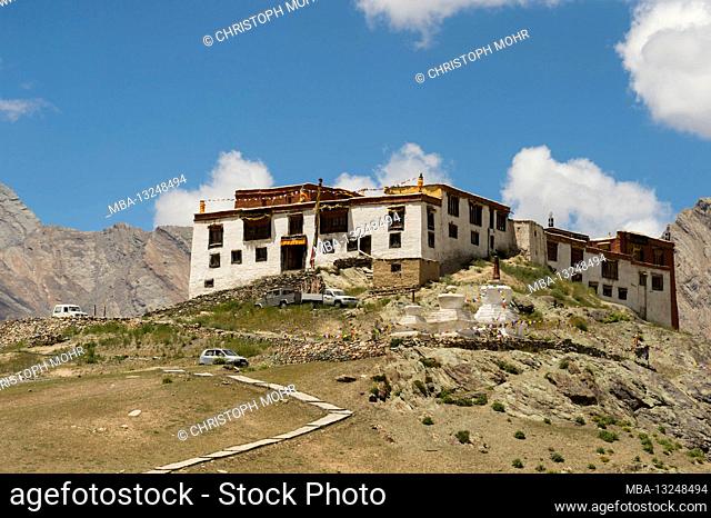 the Mune Gompa monastery