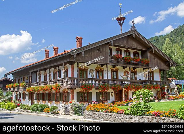 Der Streinhof in Bayrischzell ist ein Paradebeispiel für den alpenländischen Baustil im südlichen Oberbayern