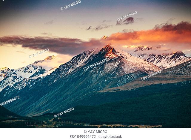 Snowcapped Mt. Cook Peak during Sunset in Mt. Cook National Park, magnificent rugged mountain with snow and ice, South Island, New Zealand