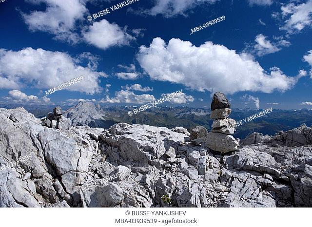 Austria, Vorarlberg, Montafon, Rätikon, Schesaplana, marking, 'rock cairns', panorama
