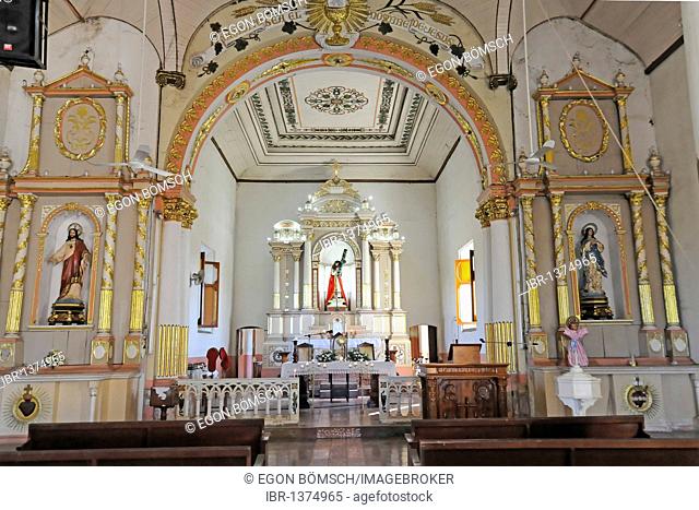 Interior, Church of El Calvario, Leon, Nicaragua, Central America