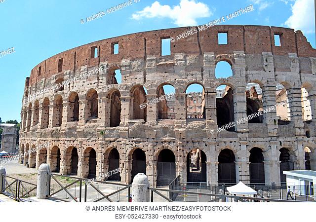 Coliseu of Rome, Flavio Amphitheater, in Rome Italy