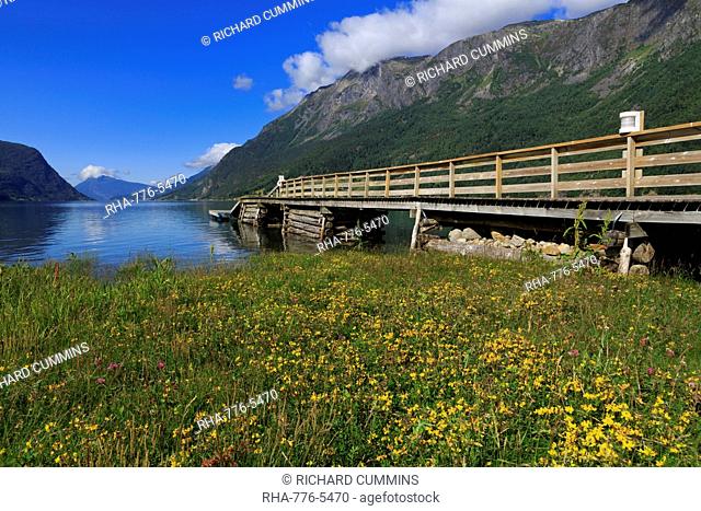 Pier, Skjolden Village, Sognefjord, Sogn og Fjordane County, Norway, Scandinavia, Europe