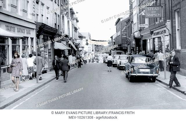 Bury St Edmunds, Abbeygate Street c1965