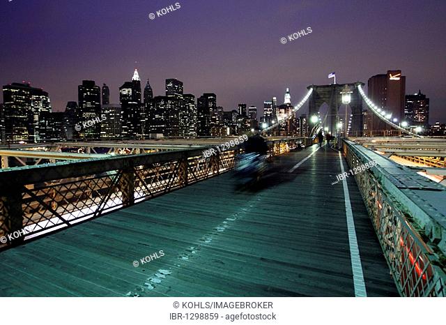 Brooklyn Bridge at night, Manhattan, New York City, NYC, USA