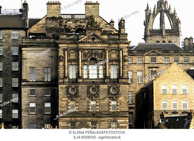 Old town buildings in Edinburgh