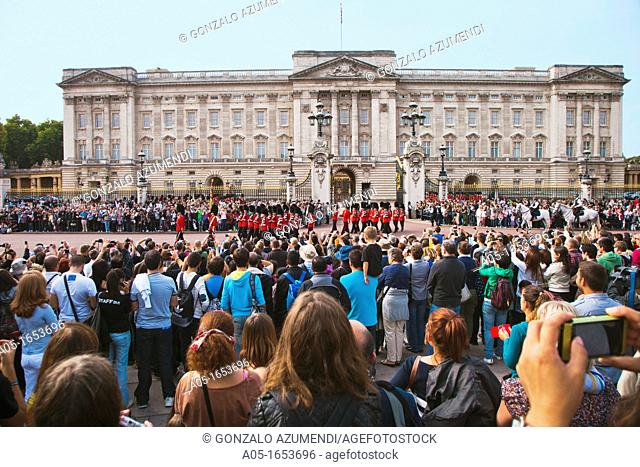 Change of guards, Buckingham Palace, London, England, United Kingdom