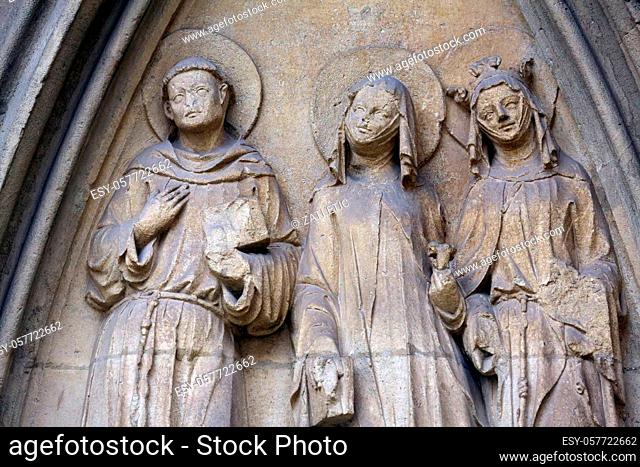 Statue of Saints, facade of Minoriten kirche in Vienna, Austria