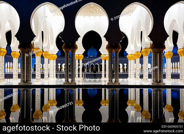 Abu Dhabi, UAE - November 18: Sheikh Zayed Grand Mosque on November 18, 2019 in Abu Dhabi, United Arab Emirates. The famous Sheikh Zayed mosque is the largest...