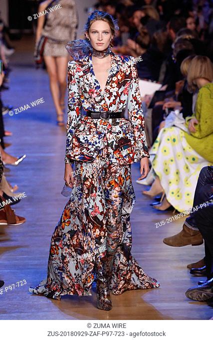 September 29, 2018 - Paris, France - Elie Saab. - Model On Catwalk, Woman Women, Paris Fashion Week 2019 Ready To Wear For Spring Summer, Defile
