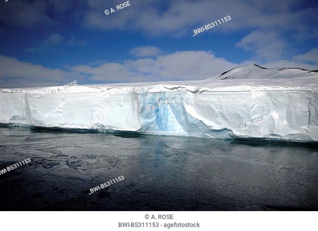 Edge of the disintegrated iceshelf in the Larsen A area, Antarctica, Antarctic Peninsula