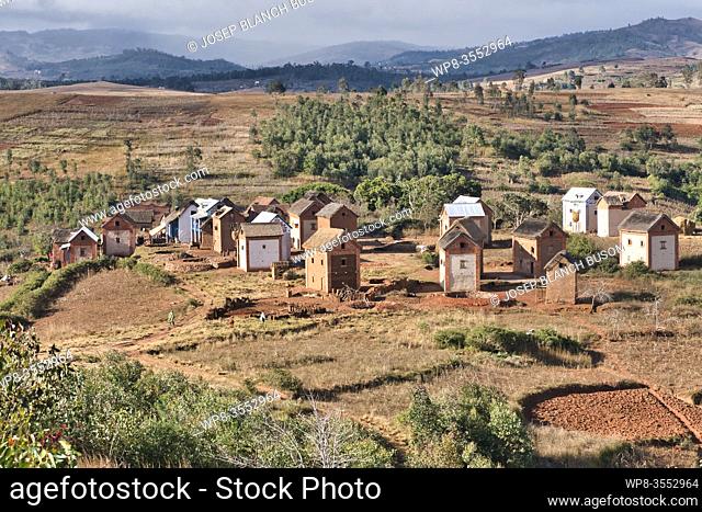 Populated in Highlands of the Merna and Betsileo ethnic groups, on the road to Fianarantsoa