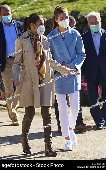 Queen Letizia of Spain, Princess Sofia leave Campoamor Theatre for 2021 Exemplary Santa Maria del Puerto (Somiedo) during Princess of Asturias Awards on October...