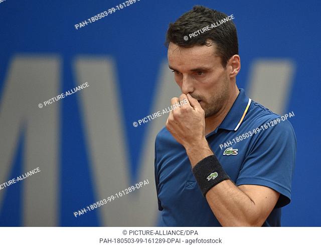 03 May 2018, Germany, Munich, Tennis, ATP-Tour, Singles, Men, Round of 16: Roberto Bautista Agut plays against Caspar Ruud from Norway