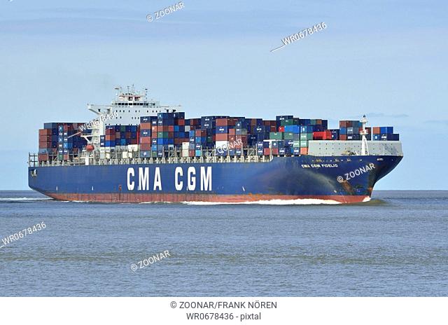 Containership CMA CGM Fidelio