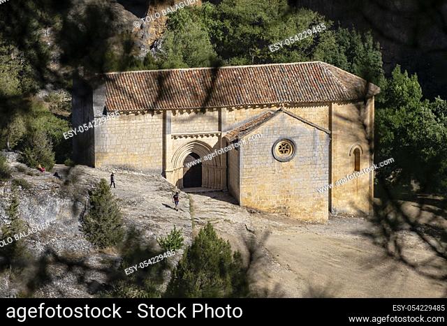 Ermita de San Bartolomé, Siglo XII, Parque Natural del Cañón del Río Lobos, Soria, Comunidad Autónoma de Castilla, Spain, Europe