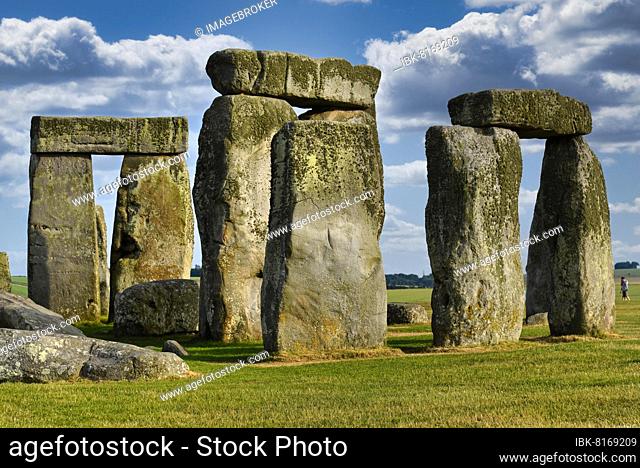 Stonehenge, UNESCO World Heritage Site, Salisbury Plain, Wiltshire, England, United Kingdom, Europe