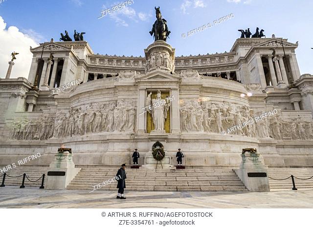 Tomb of the Unknown Soldier, Victor Emmanuel II Monument (Monumento Nazionale a Vittorio Emanuele II). Piazza Venezia, Rome, Italy, Europe