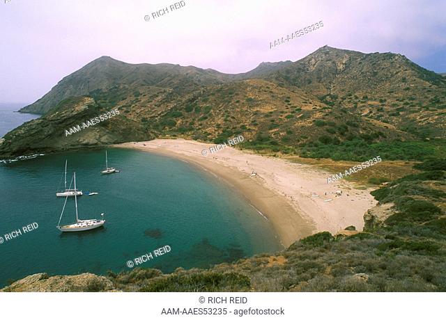 Boats anchored at Coches Prietos Bay, Santa Cruz Island, Channel Islands, CA